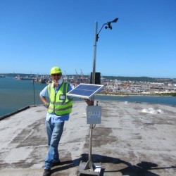Installing a Davis solar powered weather station Transnet DFO Project