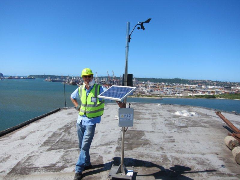 Installing a Davis solar powered weather station Transnet DFO Project