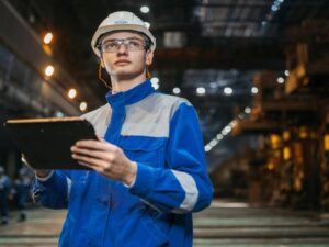 Cold Stress and Employee Health: Protecting Workers in Cold Conditions 