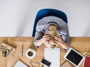 The Impact of Health, Safety, and Environment (HSE) Compliance on Employee Mental Health in South Africa 