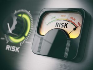 Tailoring Heat-Stress Risk Assessments for Indoor, Semi-Enclosed and Outdoor Workspaces 