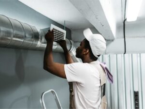 Workplace Ventilation: The Hidden Factor Shaping Employee Health and Productivity 